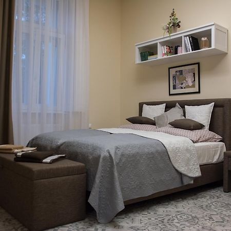 Zora Apartman Эгер Экстерьер фото