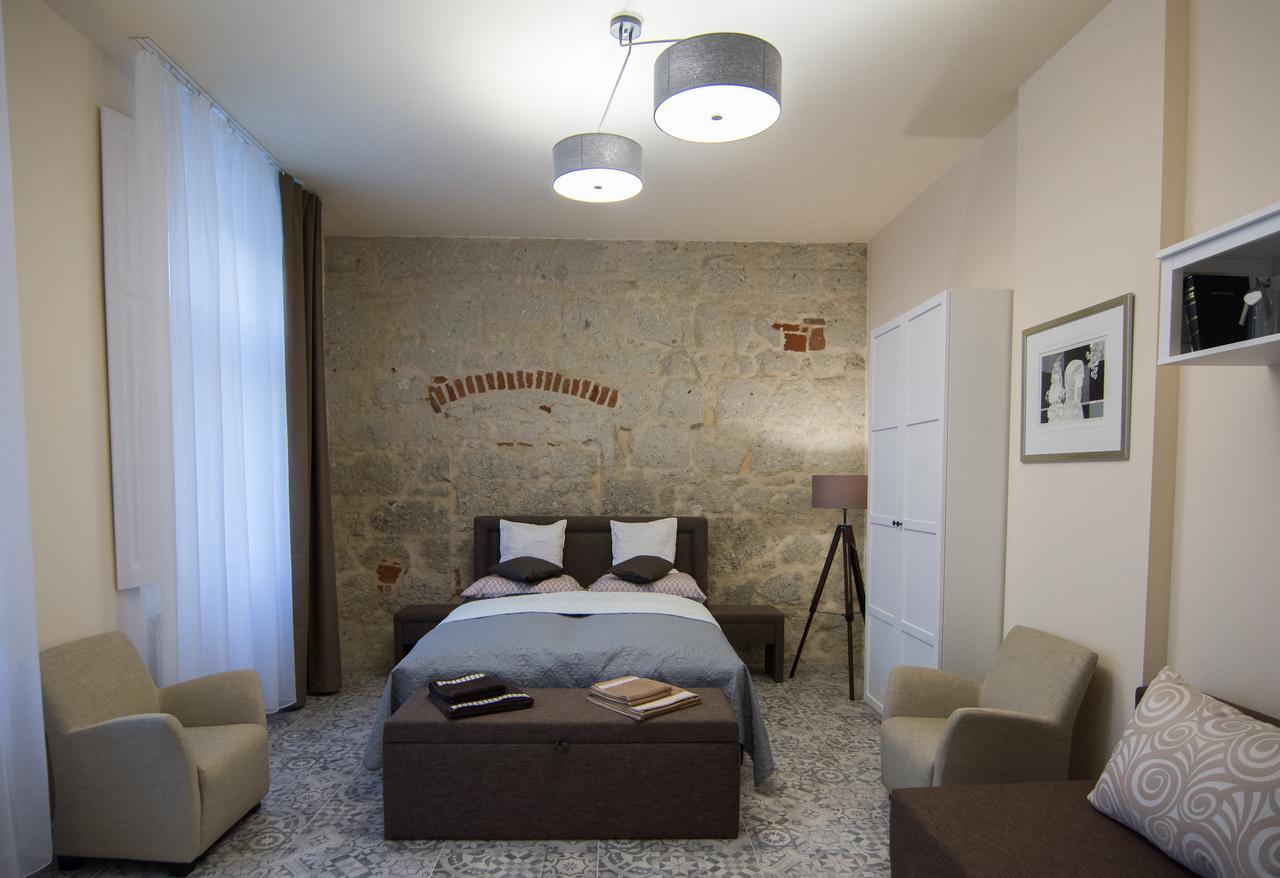 Zora Apartman Эгер Экстерьер фото